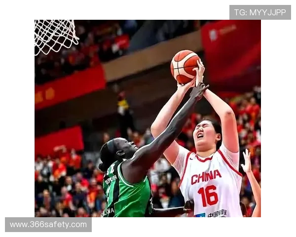 中国篮球队备战世界杯 新老结合展现全新风貌 球迷期待亮眼表现