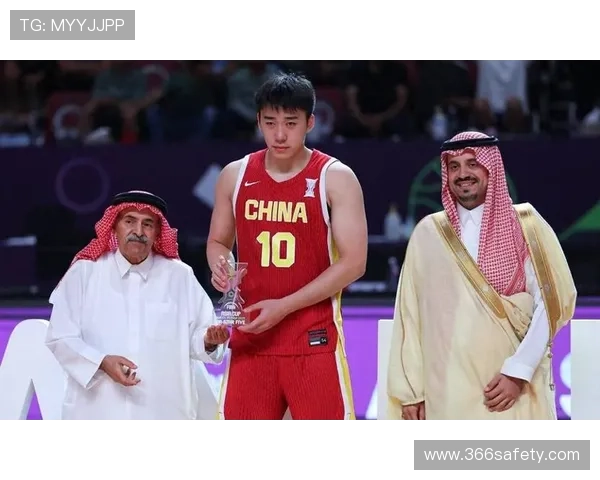 中国男篮惜败美国队 奥运备战仍需克服多重挑战