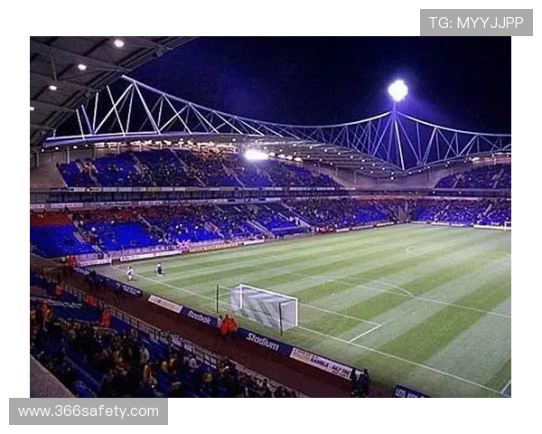 博尔顿俱乐部重返英格兰足球联赛新赛季前景分析与目标展望 博尔顿俱乐部重返英格兰足球联赛新赛季前景分析与目标展望