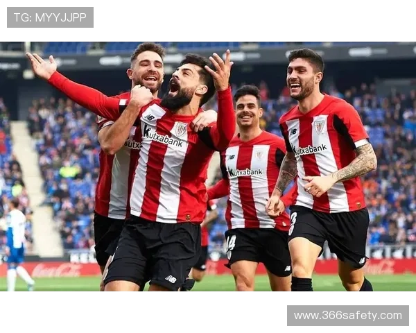 塞维利亚俱乐部迎来新赛季调整管理层与阵容重塑未来发展方向明朗