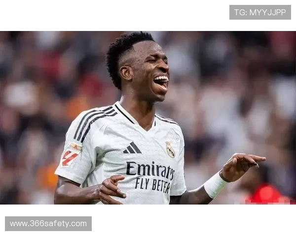 欧洲足坛焦点大战爆冷传统豪门遭逆转新星闪耀引发转会热议风头无两