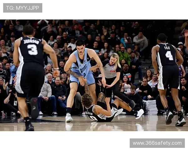 灰熊核心回归带动球队状态全面提升引发联赛广泛关注热烈讨论声浪