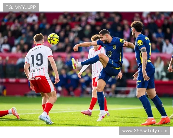 赫罗纳俱乐部再创佳绩球队凝心聚力备战新赛季勇攀西甲高峰